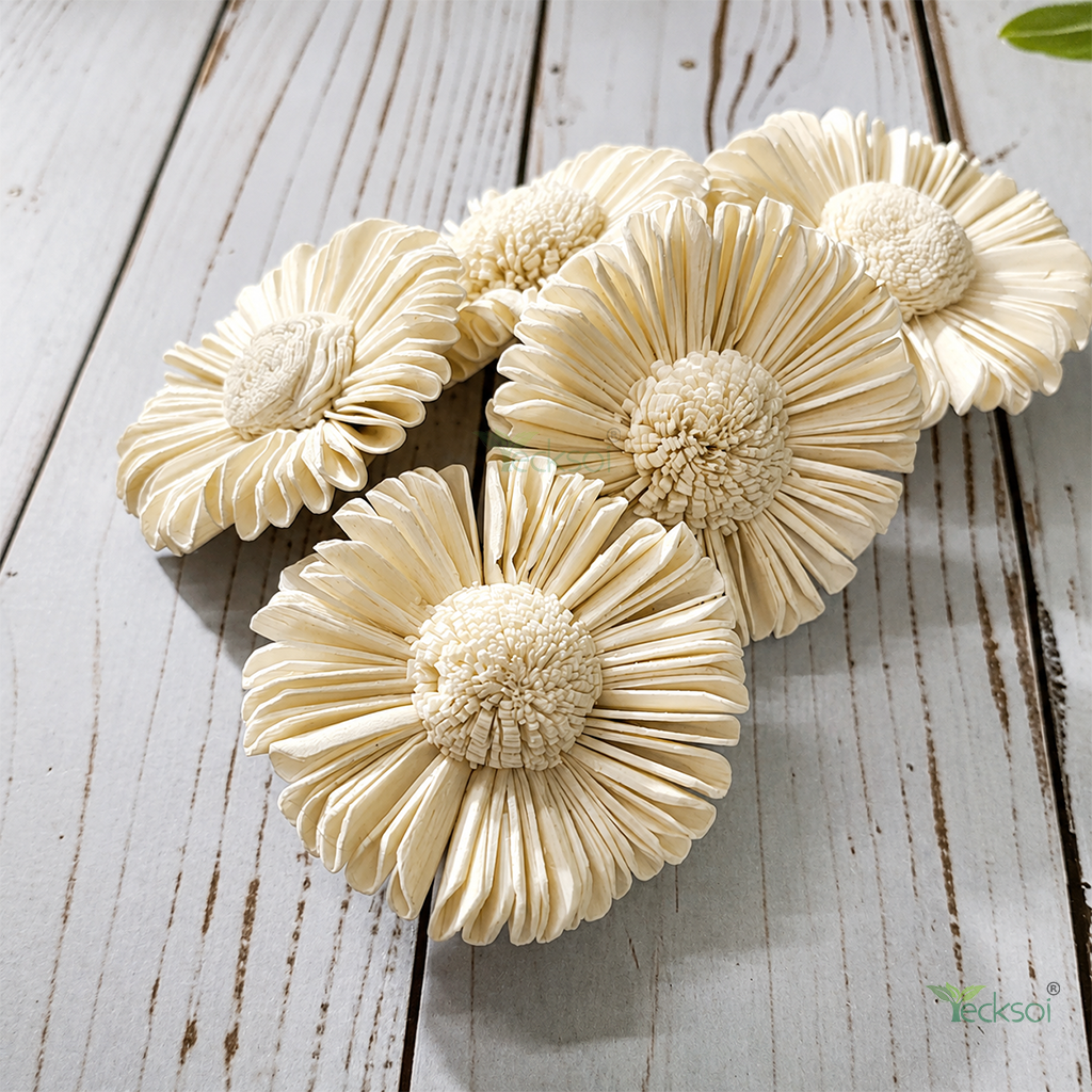 Tecksoi White Gerbera Daisy Sola Wood Flower – Elegant Handcrafted Floral Beauty for Premium Home & Event Decor| Pack Of 10
